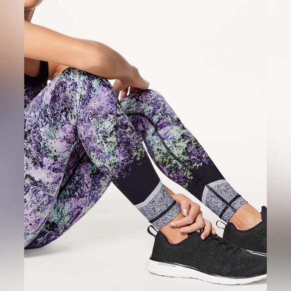 Lululemon Wunder Under Hi-Rise Tight (Nulux 28") Size 4 - Picture 4 of 11